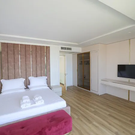 Palmera Sunrise Vila *